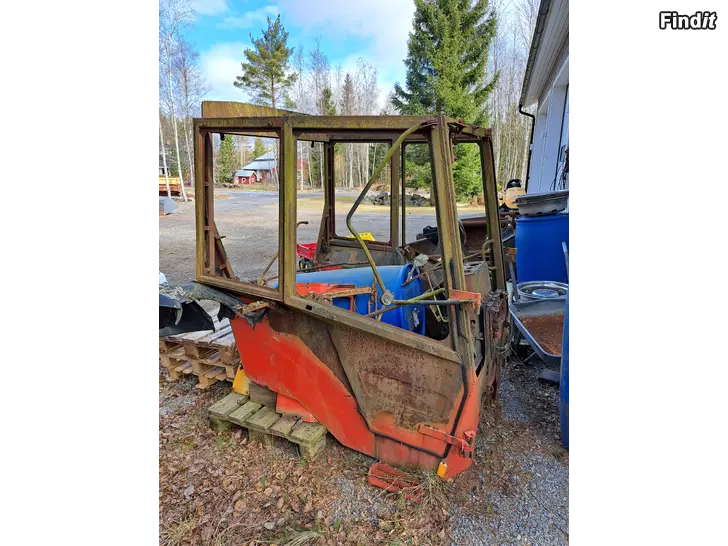 Säljes Traktor hytt