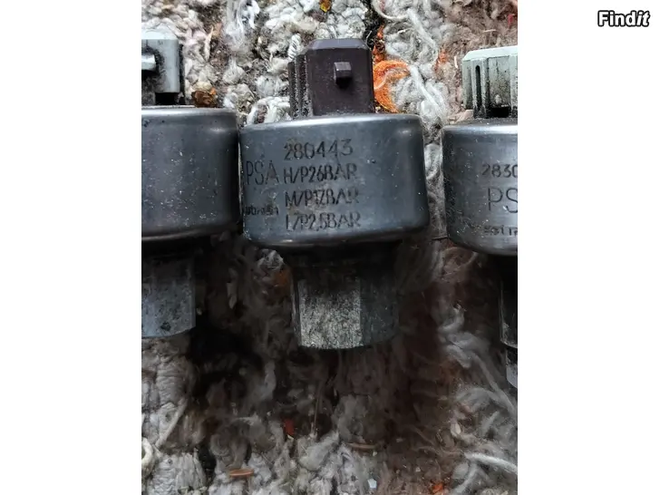 Säljes Ilmastoininpainekytkin raidetangon sisä