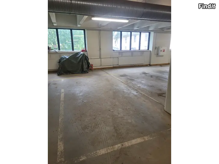 Vuokrataan Etsitkö lämpimää parkkipaikkaa keskustasta? Tässä se on