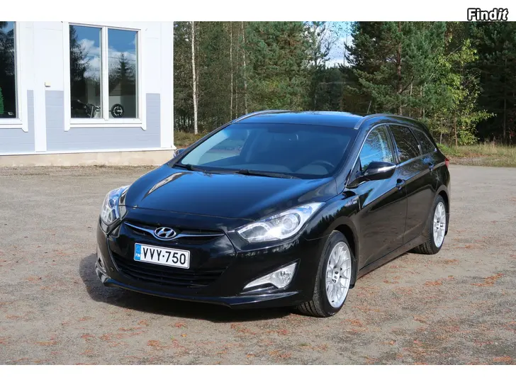 Myydään HYUNDAI i40 1.6 GDi WAGON. Kattava huolto tehty