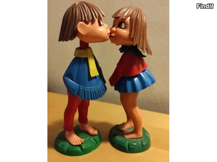 Myydään Suutelevat nuket.  Magneto Germany vintage. 1960-1970 luvulta