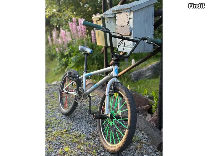 Säljes bmx falcon jumper