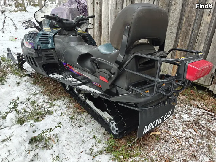 Säljes Arctic cat 580 efi