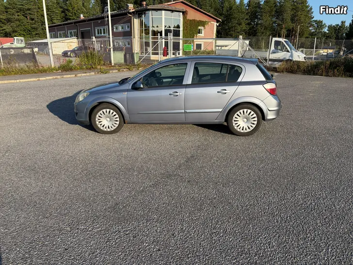Säljes Opel Astra H -05 1.6 twinport