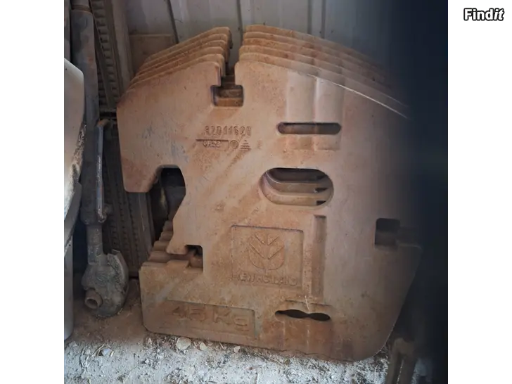 Säljes New holland frontviktee