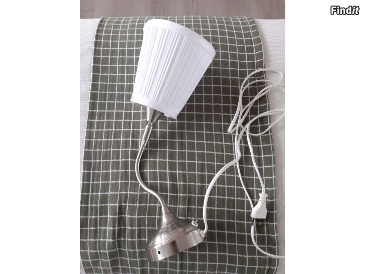 Säljes Vägglampa