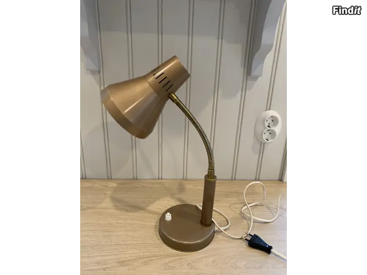 Säljes Bordslampa