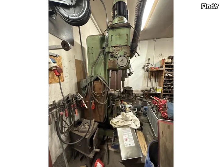 Säljes Borrmaskin