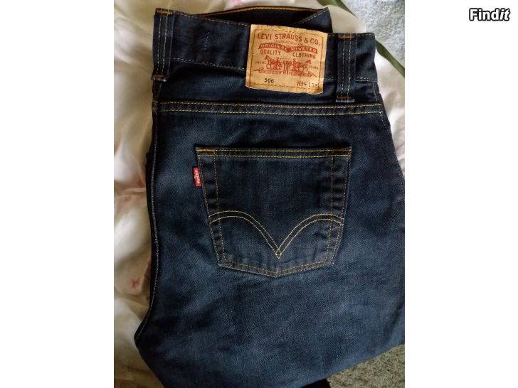 Myydään Nya Levis jeans 506 standard