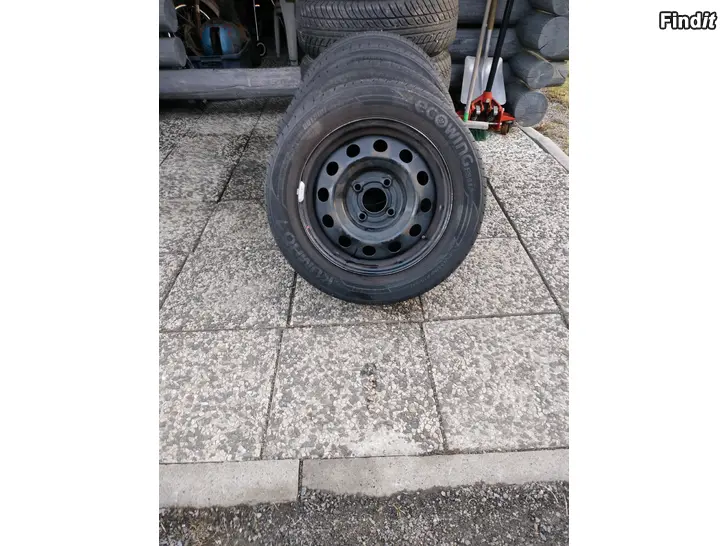 Myydään Kesärenkaat 185/65/15