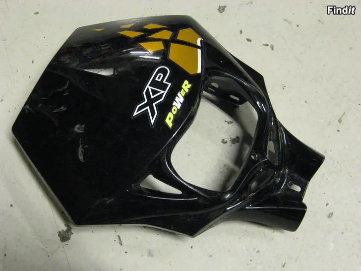 Myydään Peugeot XPS 50 osia ja jäähdyttäjä radiator PE756806