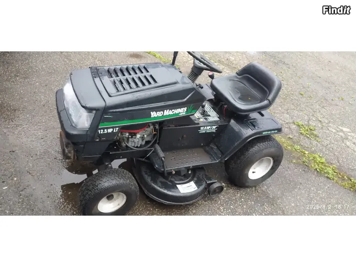 Säljes Traktor gräsklippare MTD 15,5 I/C