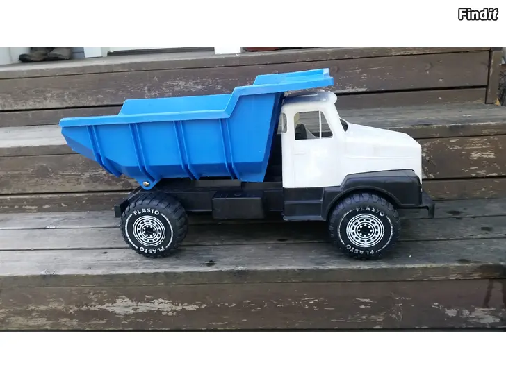 Myydään Plasto iso aurakuorma-auto  82cm 7e