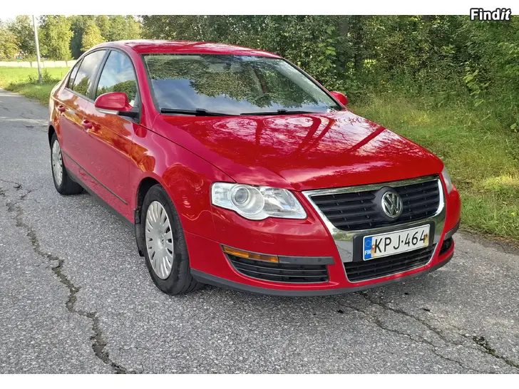 Myydään Vw Passat 2010vm 2.0 diesel Bluemotion