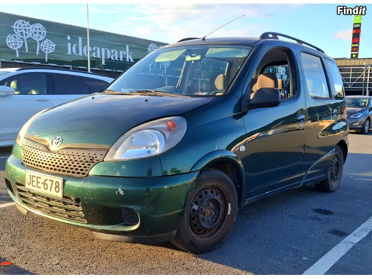 Säljes Toyota  Yaris Verso