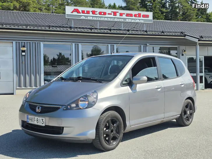 Säljes Honda Jazz 1.4i LS 5d 2005