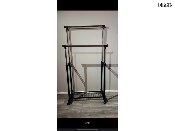 Säljes Klädhängare