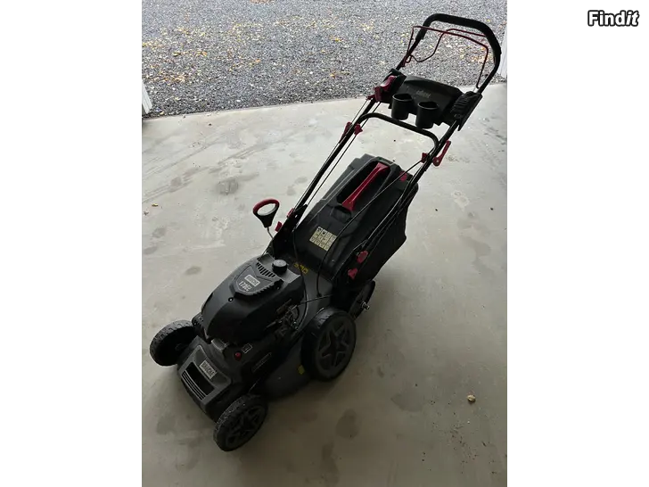 Säljes Gräsklippare - renoveringsobjekt