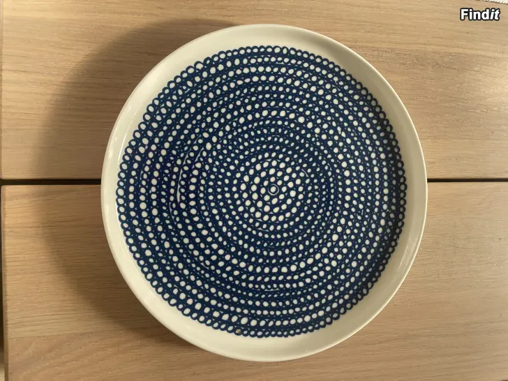 Köpes Köpes / Ostetaan Marimekko lautanen/tallrik
