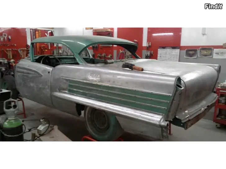 Myydään Olds super 88 , 1958