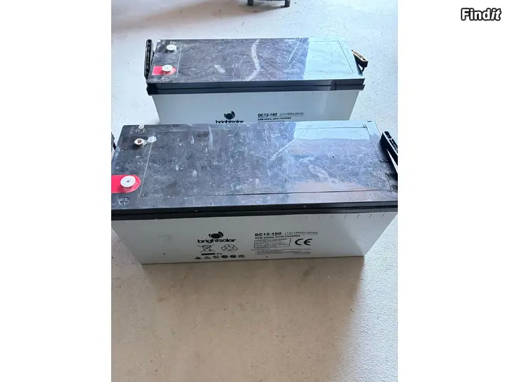 Säljes BrightSolar AGM-batterier 2 x 12 V / 160 Ah