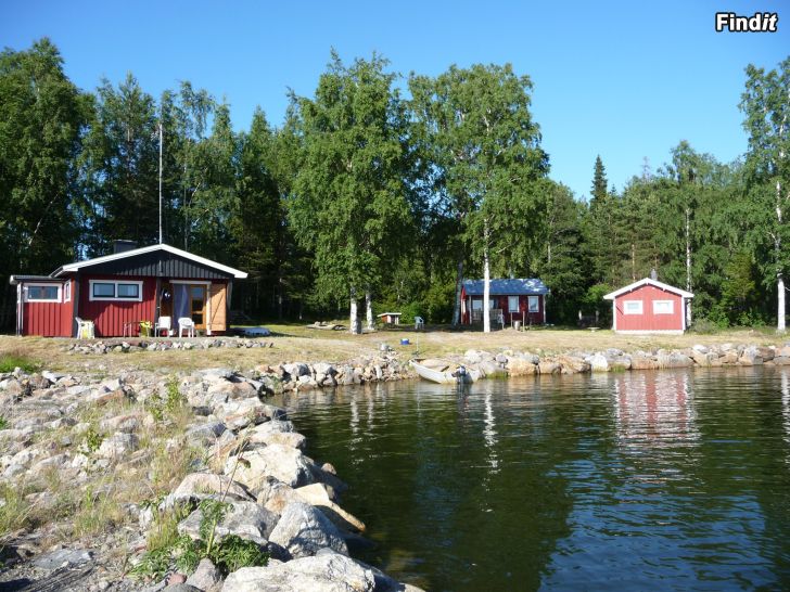 Säljes Sommarstuga + Skogsskifte på Rankelön, Båthus på Vägviken