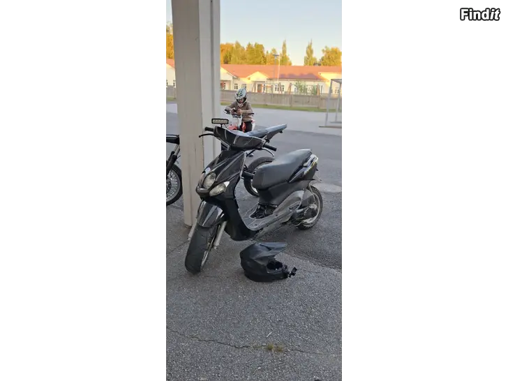 Myydään Neos 50