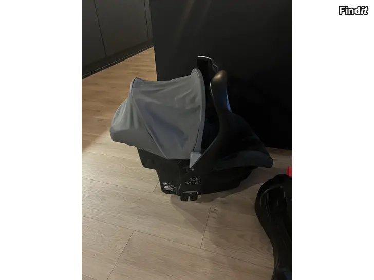 Säljes Babyskydd+bas