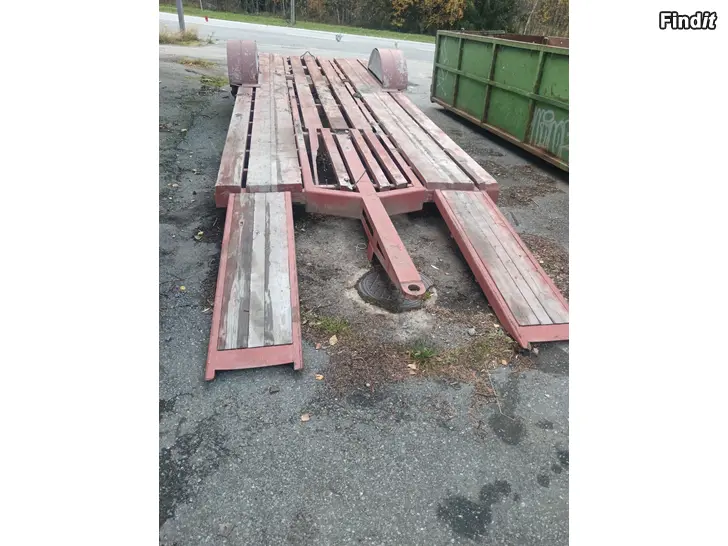 Säljes Lavett åt traktor