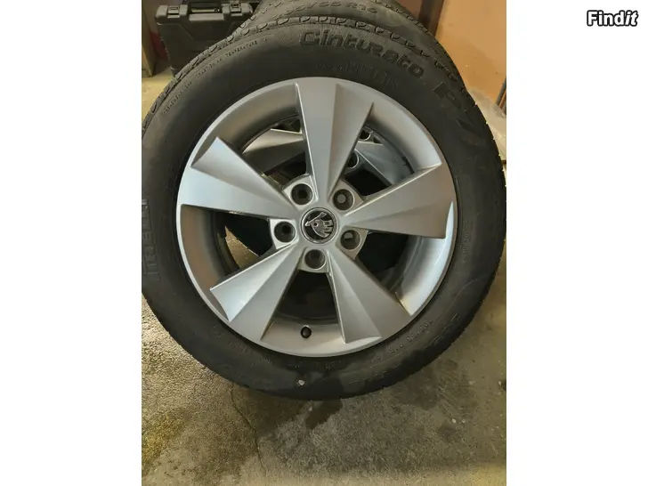 Säljes skoda fälgar