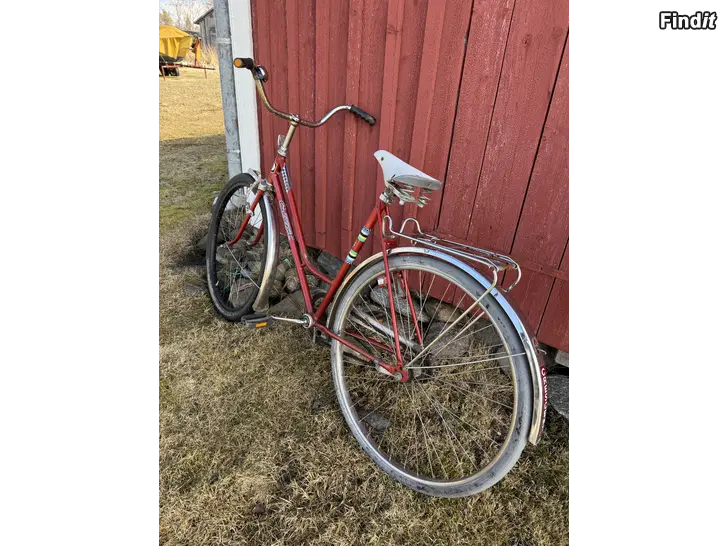 Myydään Vanha pyörä