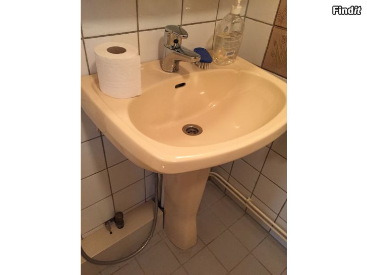 Myydään Wc lavuaari