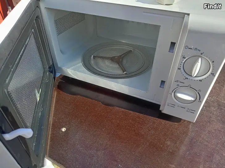 Säljes Mikrovågsugnen Rosenlew 1080W