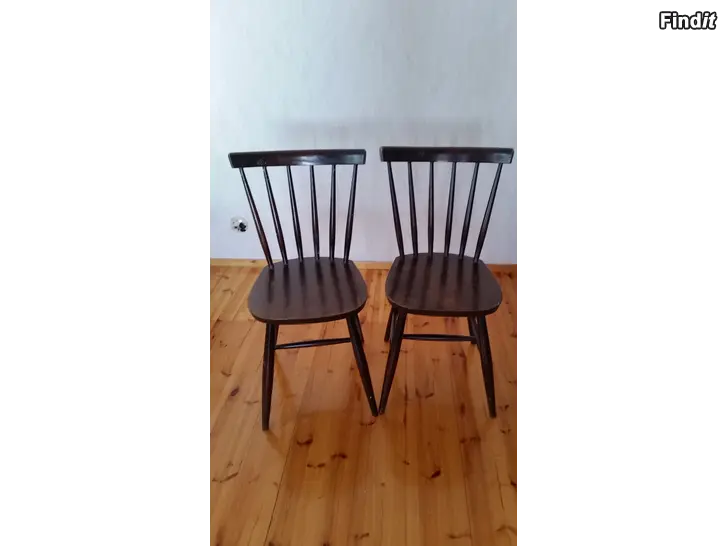 Myydään pinnatuoli 2kpl  ruskea puutuoli  -yhteishintaan 30e