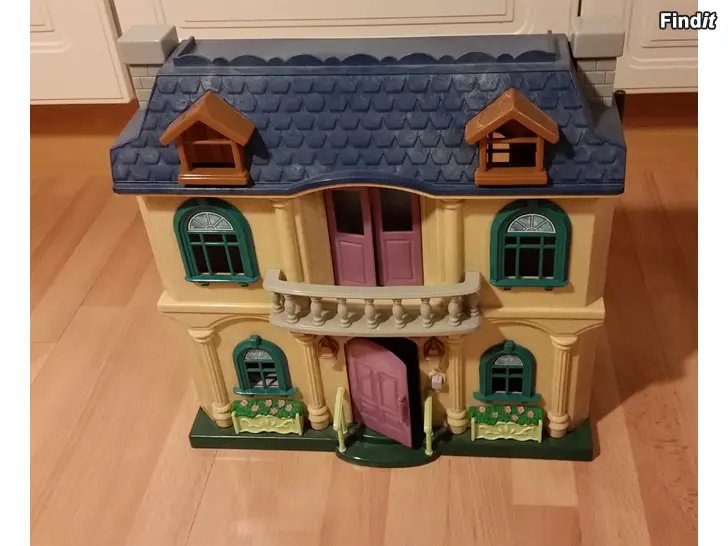 Myydään Kernway Dollhouse avattava leikkitalo 8e
