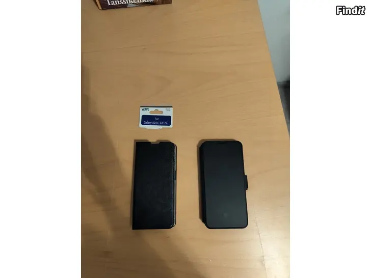 Myydään Samsung puhelimen kuoret