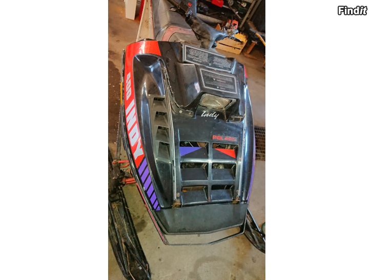 Myydään Polaris Indy 400
