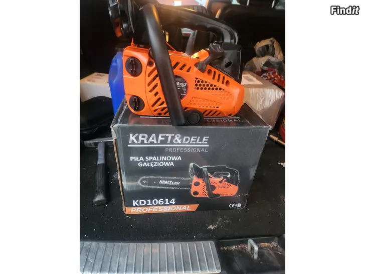 Myydään Tehokas moottorisaha 25cm/10 laippa