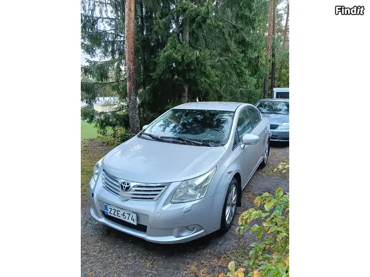 Säljes Toyota avensis 2.0 diesel