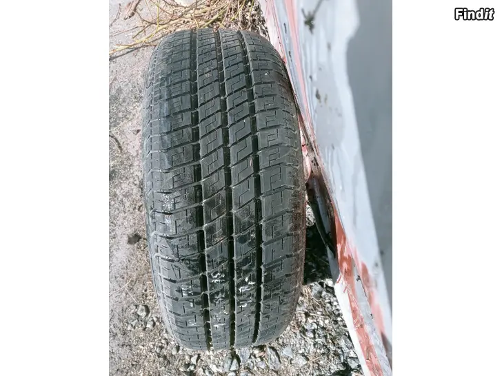 Myydään Kesärengas Michelin 195/55R15