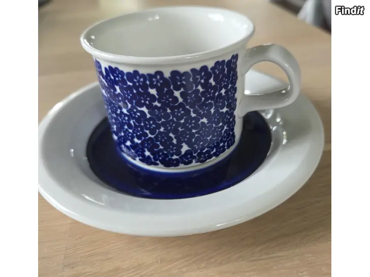 Säljes Arabia kaffekoppar