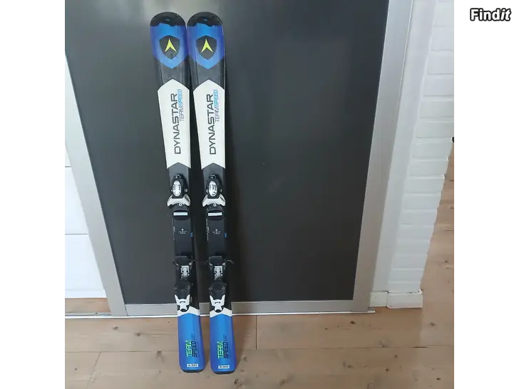 Säljes Slalomskidor