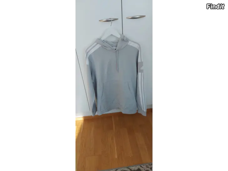 Myydään Uusi Adidas huppari