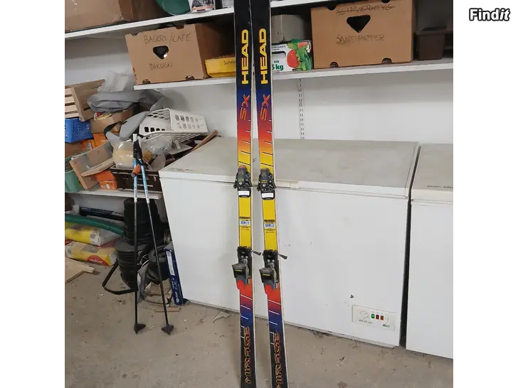 Myydään Slalomskidor