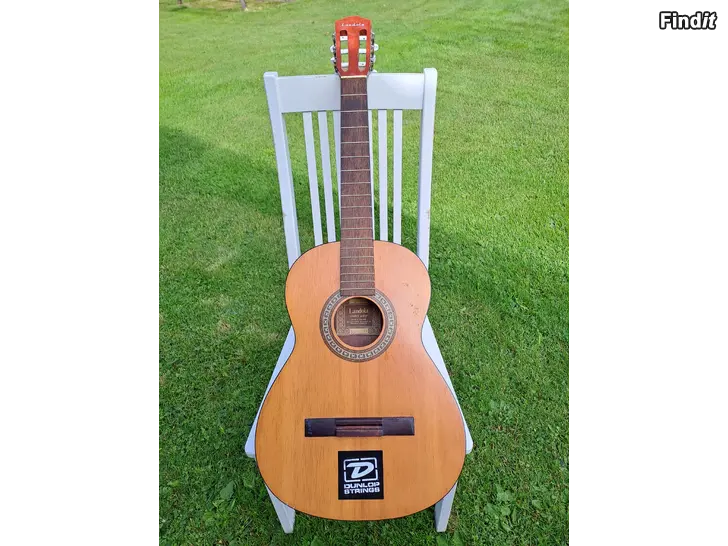 Säljes Gitarr