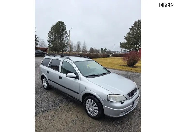 Myydään Opel astra
