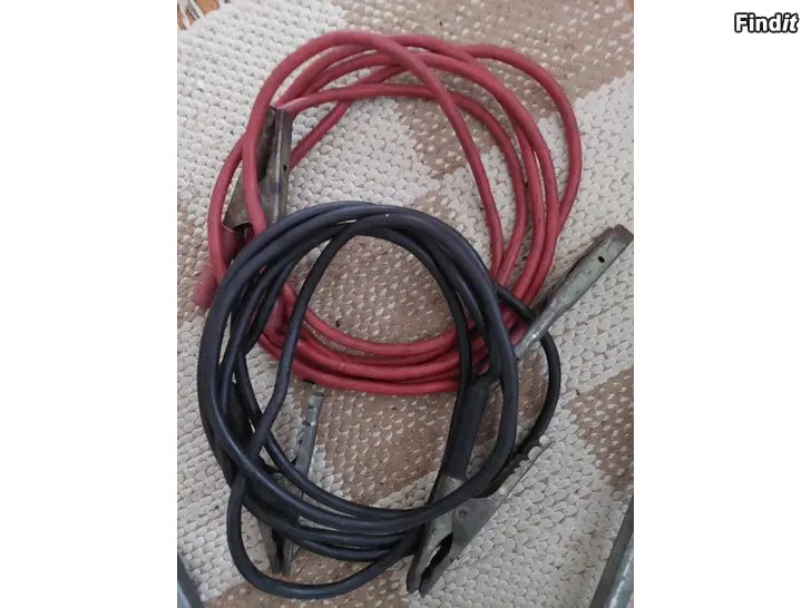 Myydään Käynnistyskaapelit sekä jatkojohto