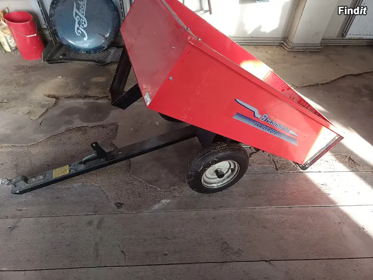 Säljes Husqvarna släpkärra 275