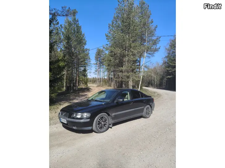 Myydään Volvo s60