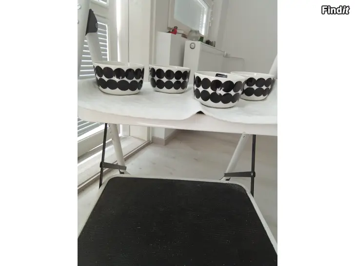 Myydään Marimekko Oiva siirtolapuutarha pienet kulhot, 2,5 dl, 4 kpl